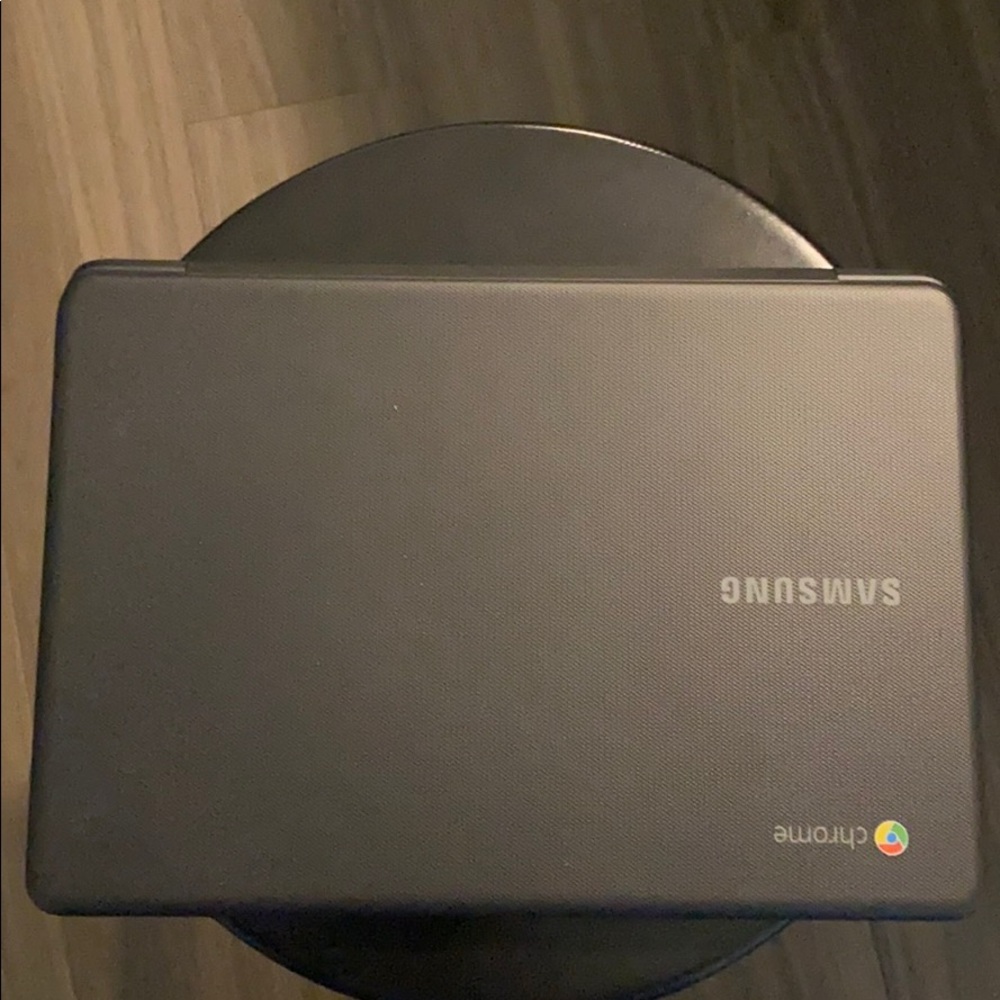 New w/o box Chrome Book with wireless Bluetooth